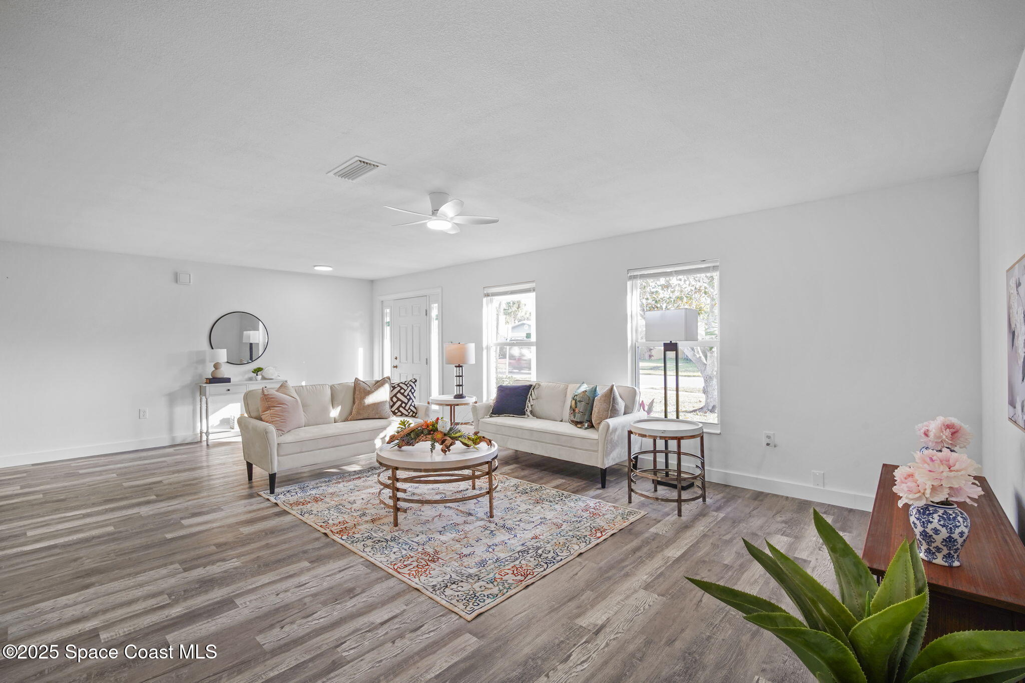 1390 Island Drive Merritt Island, FL 32952 - Photo 6 of 48 7-web-or-mls-ISLAND_LIVING9