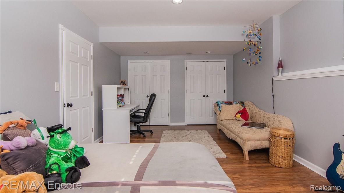 18584 Tipsico Lake Road Fenton, MI 48430 - Photo 52 of 64 047_47.jpg