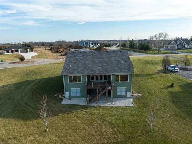 $610,000 | 21648 West Limestone Rdg Street, Paola, KS 66071