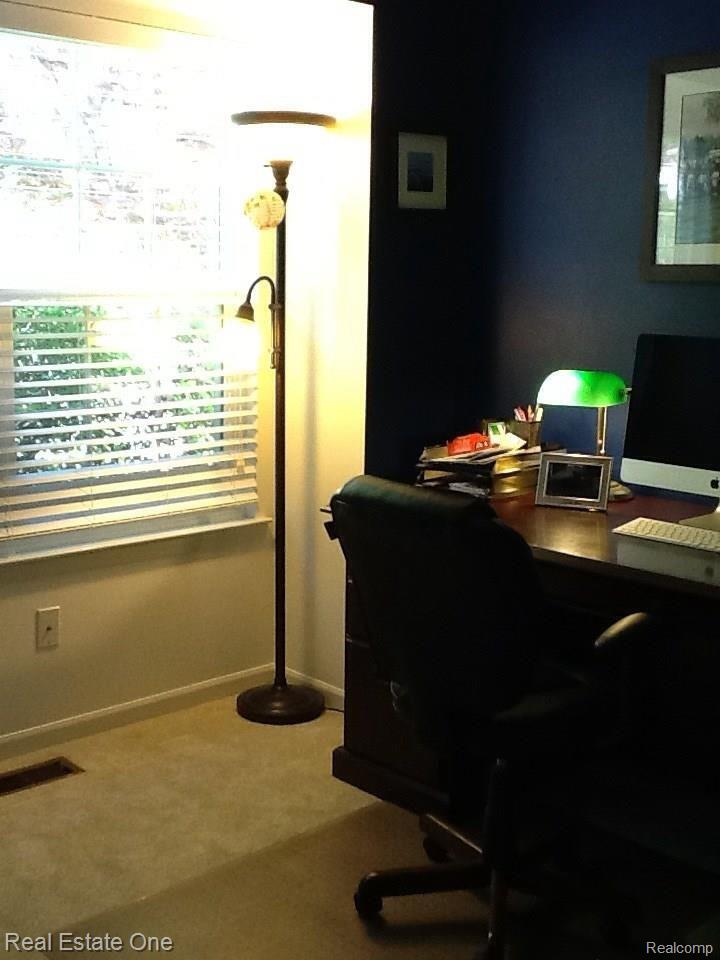 44925 Rector Drive Canton, MI 48188 - Photo 17 of 45 Private office or den off of entry