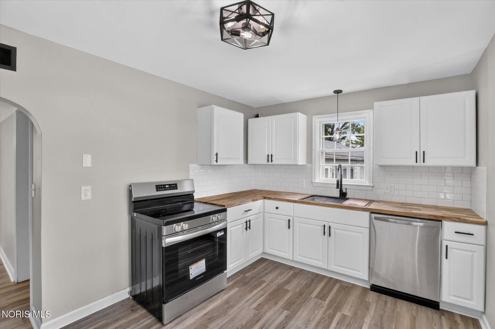 4214 Kilburn Road Berkey, OH 43504 - Photo 22 of 57 Gallery Image 22