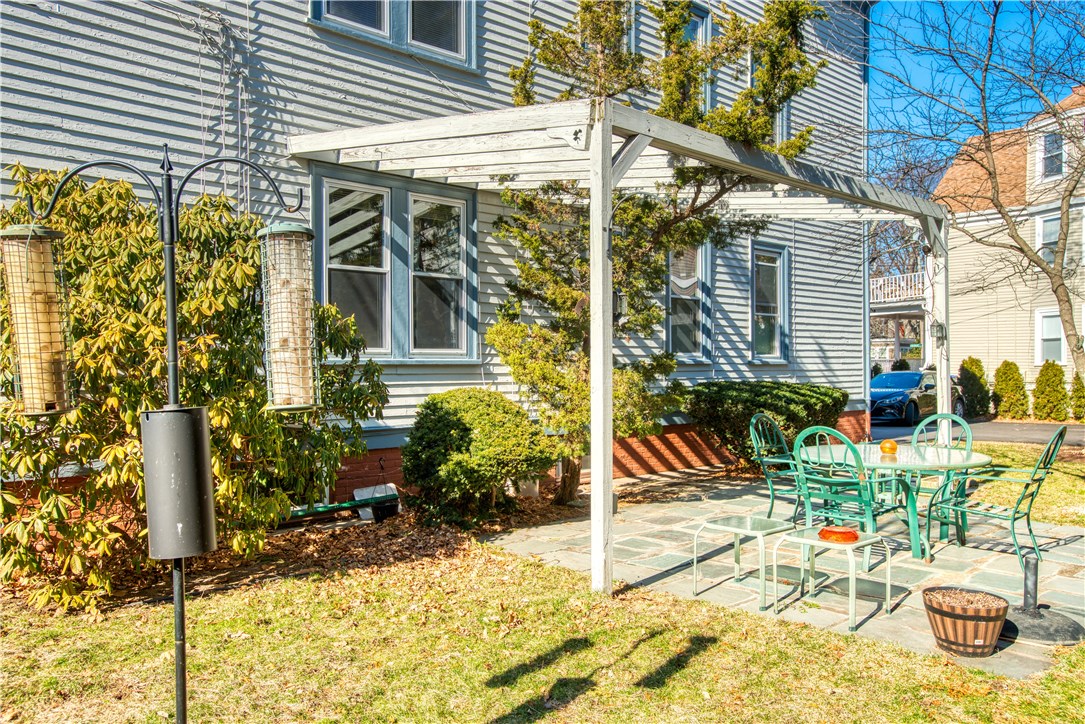 194 Rochambeau Avenue Providence, RI 02906 - Photo 23 of 28 Gallery Image 23
