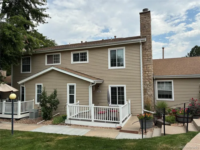 a view of outdoor space yard and deck