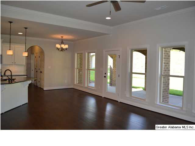 307 Dunrobin Circle Pelham, AL 35124 - Photo 5 of 32