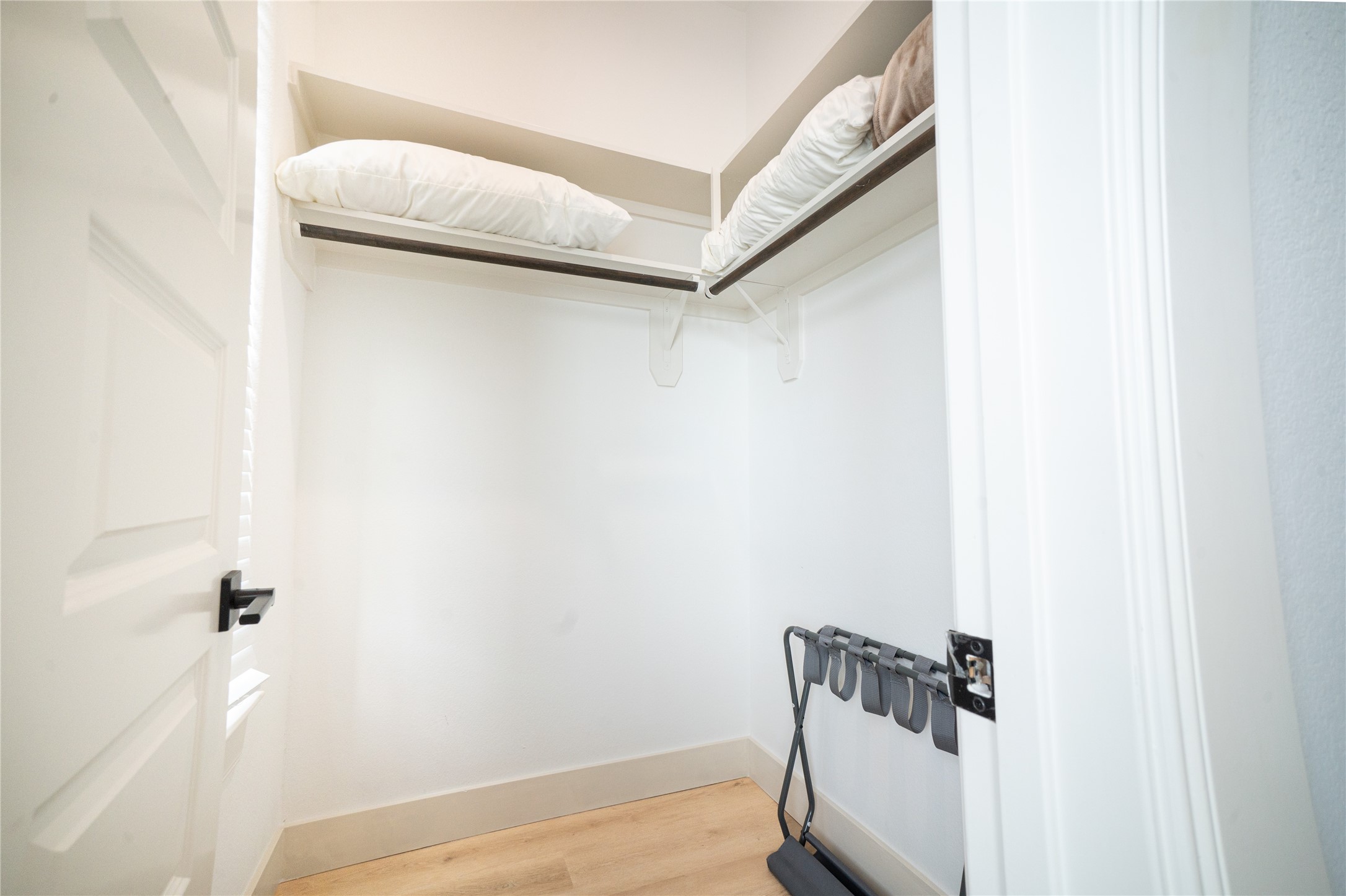 4607 Nolda Street, Unit B Houston, TX 77007 - Photo 11 of 14 Spacious closets for the rest of the bedrooms.