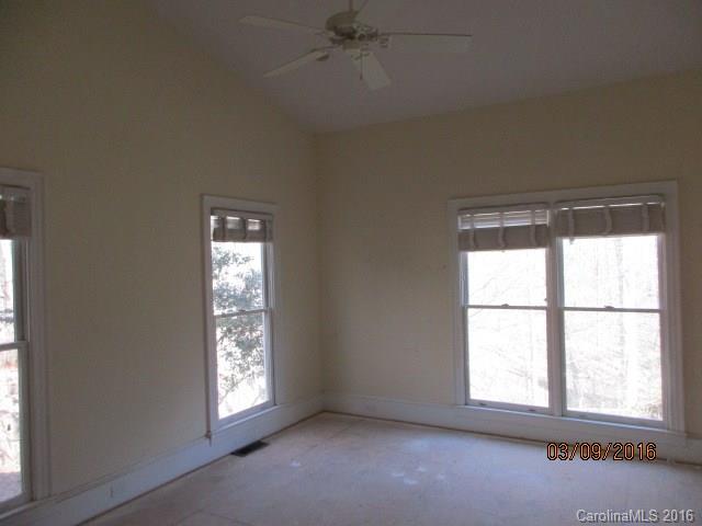 20046 Shearer Road Davidson, NC 28036 - Photo 8 of 24 Gallery Image 8