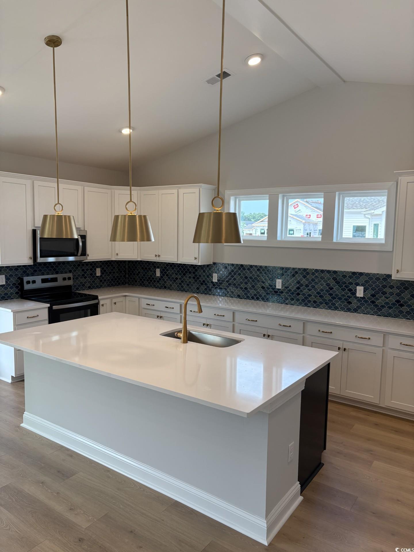 180 Glengrove Lane Murrells Inlet, SC 29576 - Photo 6 of 31