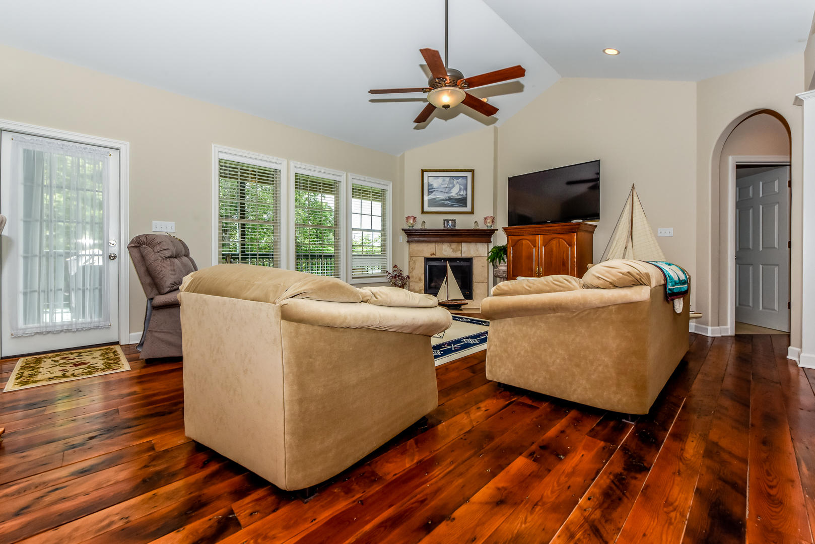 205 Hughes Road Greenback, TN 37742 - Photo 8 of 36 _DSC7241