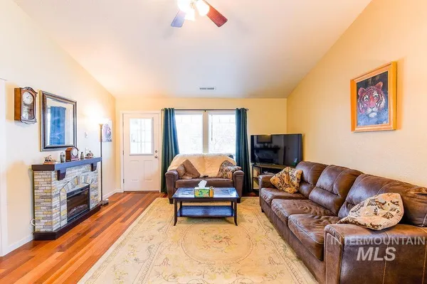 $449,000 | 2609 White Avenue, Moscow, ID 83843