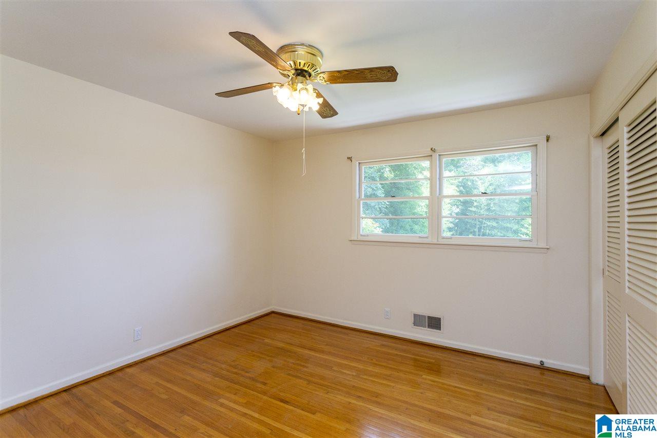 3557 Laurel View Lane Birmingham, AL 35243 - Photo 12 of 41