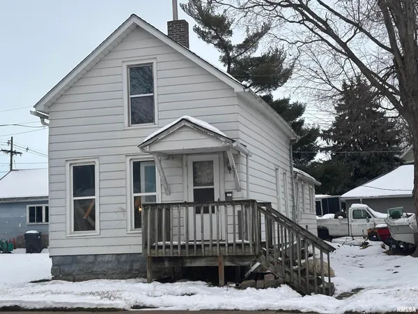 $35,000 | 2231 Pershing Boulevard, Clinton, IA 52732