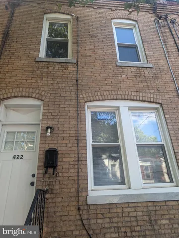 $1,825 | 422 Viola Street, Camden, NJ 08104