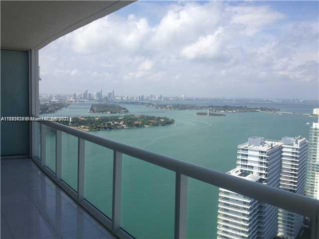 450 Alton Road, Unit 3704 Miami Beach, FL 33139 - Photo 3 of 7