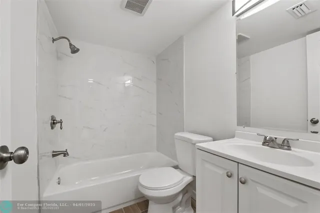 $1,600 | 1301 Emerald Terrace, Unit 5, Fort Pierce, FL 34950