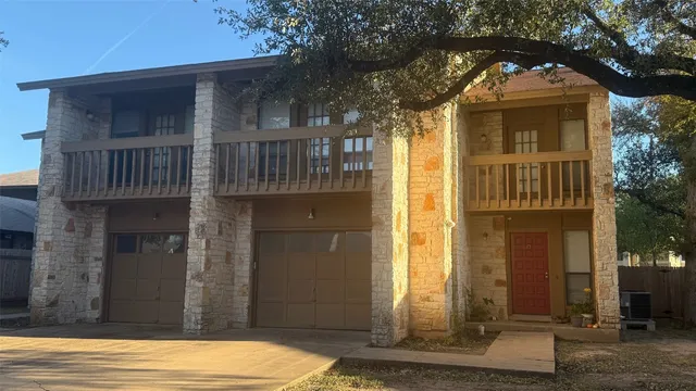 $1,675 | 8333 Fathom Circle, Unit A, Austin, TX 78750