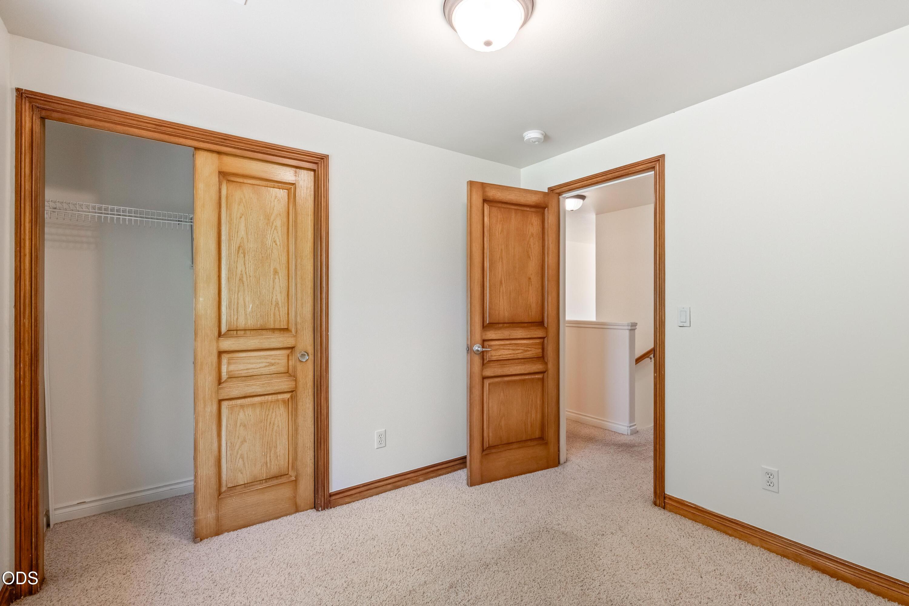 61192 Southwest Tall Timber Court Bend, OR 97702 - Photo 30 of 45