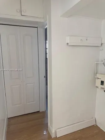 a view of utility room
