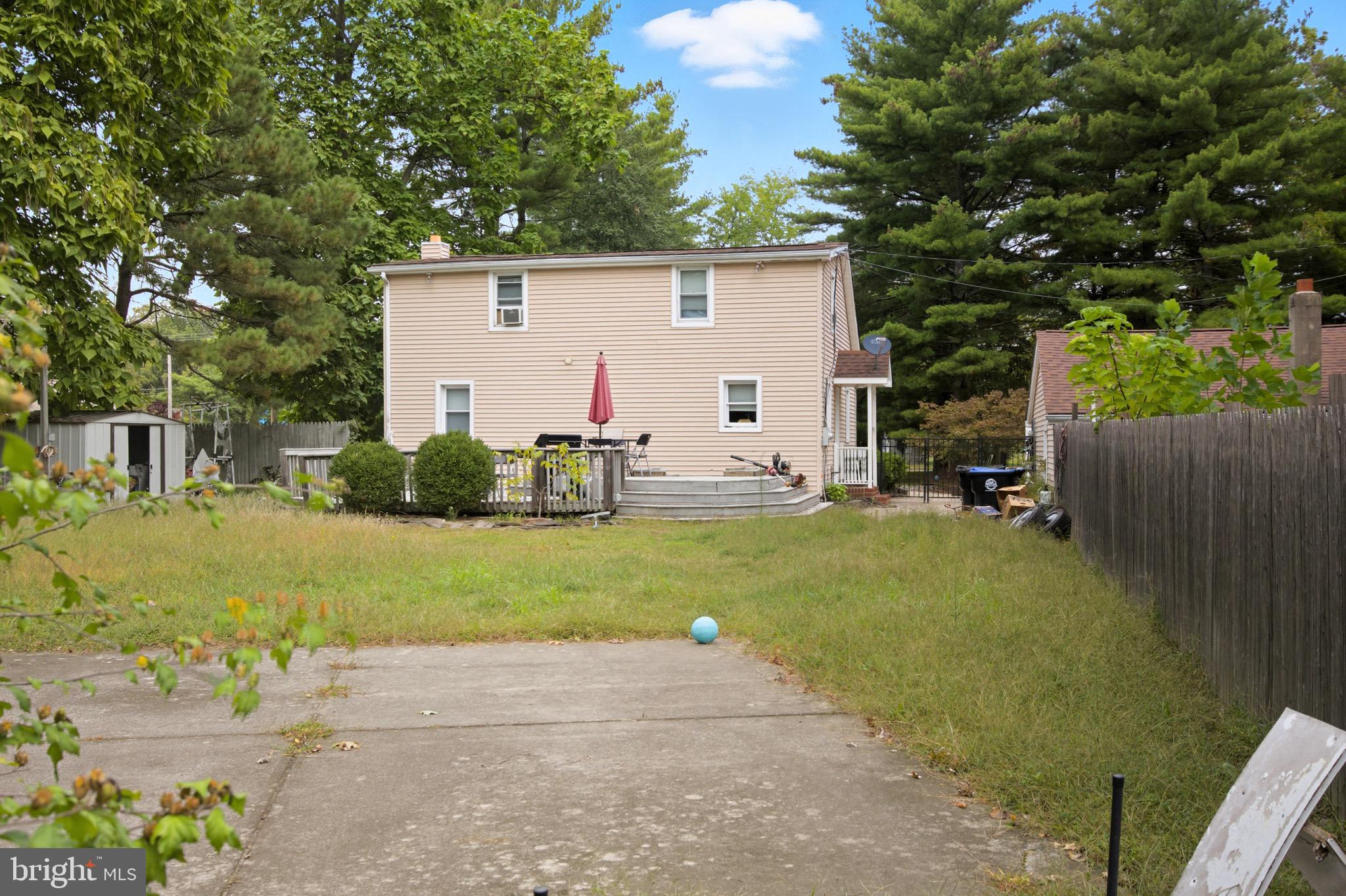 687 Jackson Road Atco, NJ 08004 - Photo 12 of 20 a view of backyard of house with green space