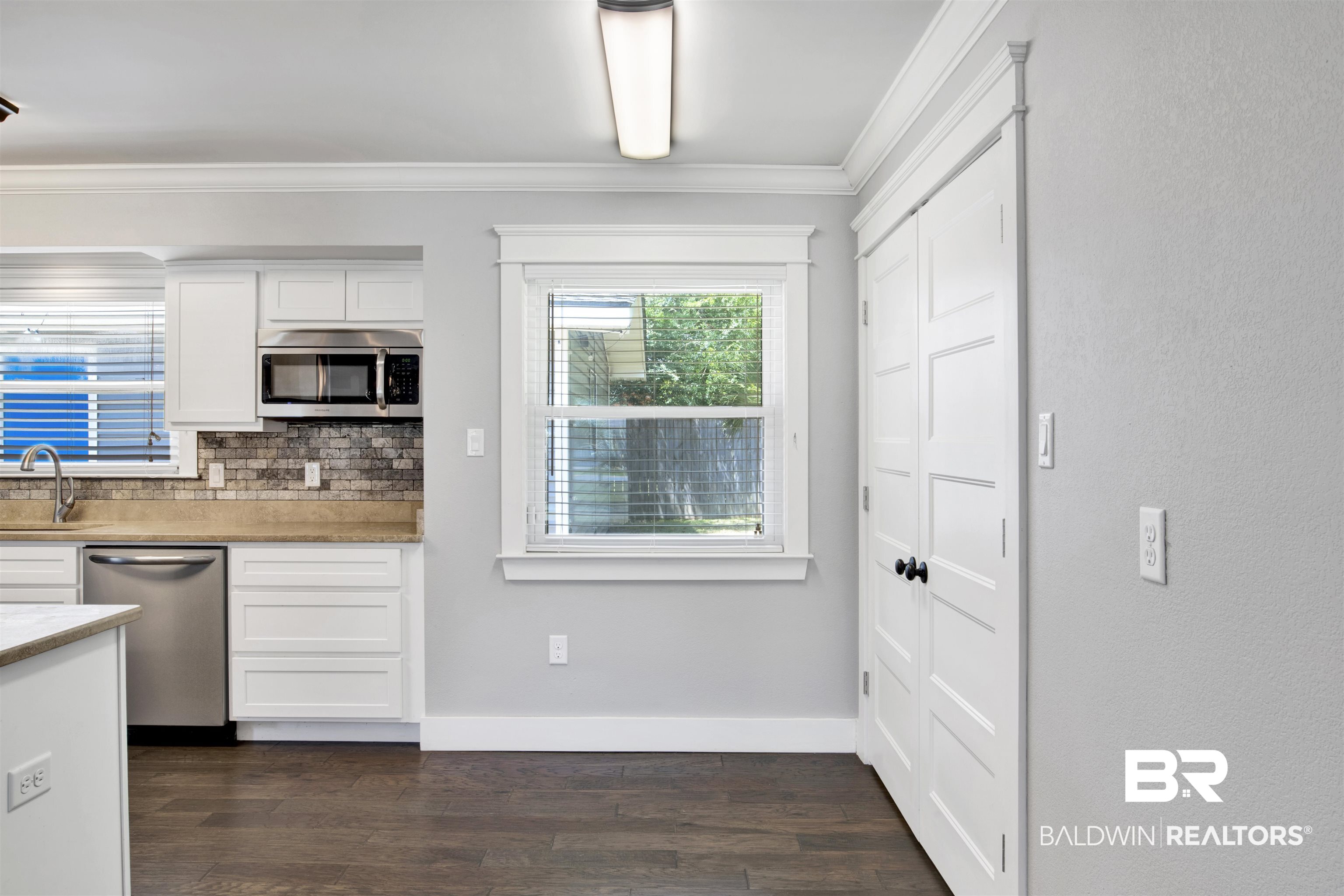 1011 North Oak Street Foley, AL 36535 - Photo 11 of 26