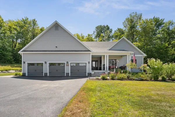$1,110,000 | 30 Black Walnut Lane, Jericho, VT 05465