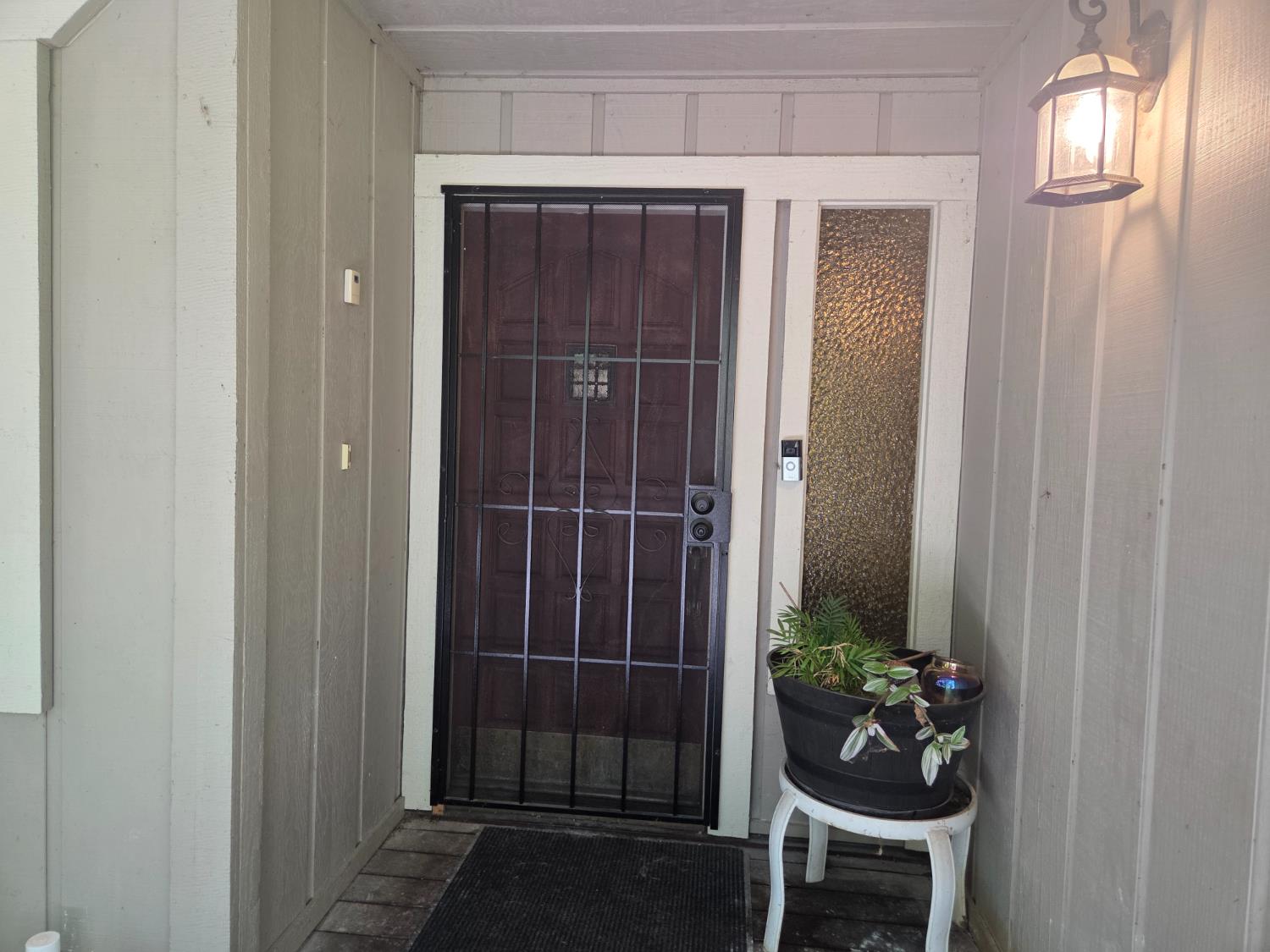 595 Valley Ridge Court Auburn, CA 95603 - Photo 2 of 27