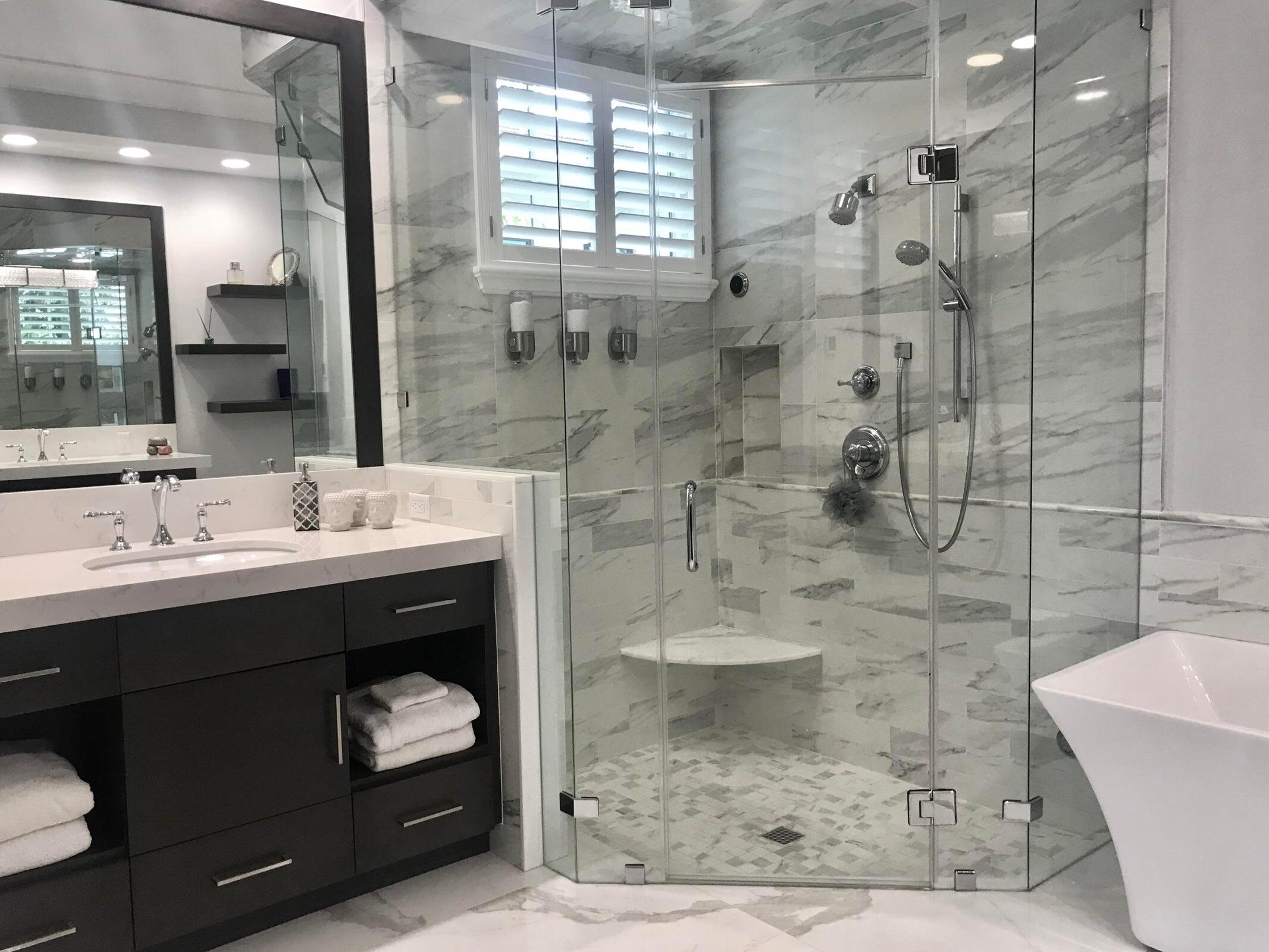 951 Northeast 2nd Terrace Boca Raton, FL 33432 - Photo 11 of 27 primary bathroom