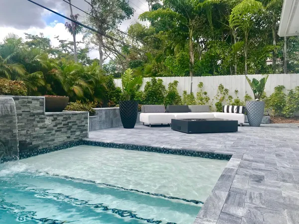 $20,000 | 951 Northeast 2nd Terrace, Boca Raton, FL 33432