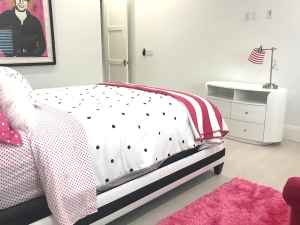 $20,000 | 951 Northeast 2nd Terrace, Boca Raton, FL 33432