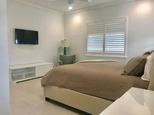 $20,000 | 951 Northeast 2nd Terrace, Boca Raton, FL 33432