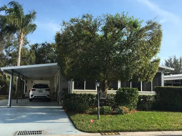 a view of house and outdoor space