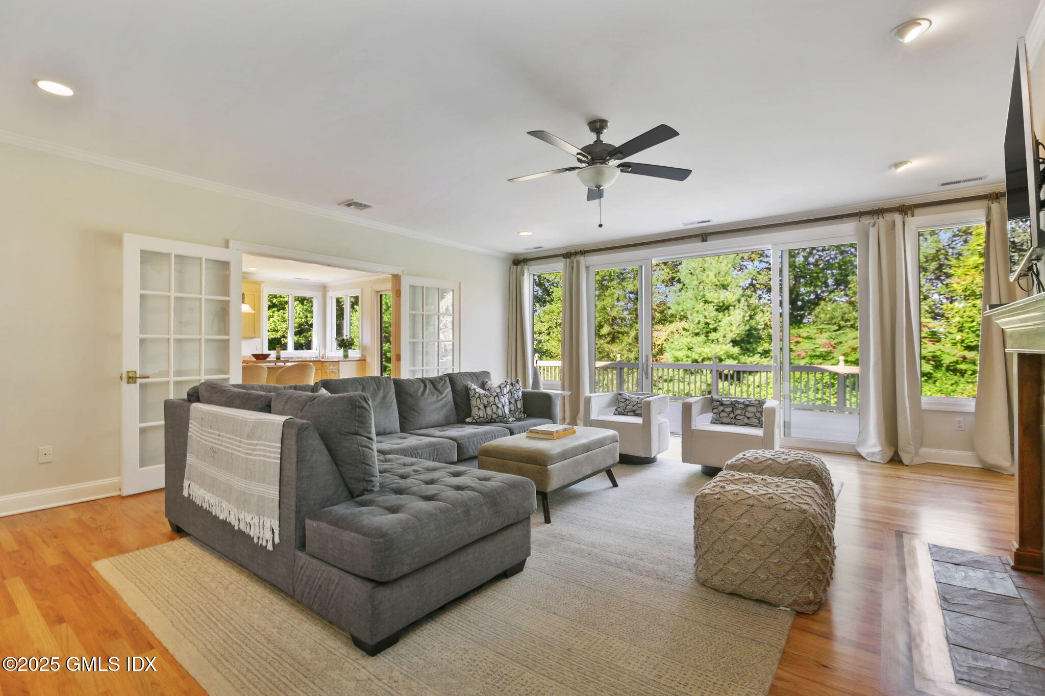 7 Pleasant View Place Old Greenwich, CT 06870 - Photo 7 of 22 a living room with furniture and a large window