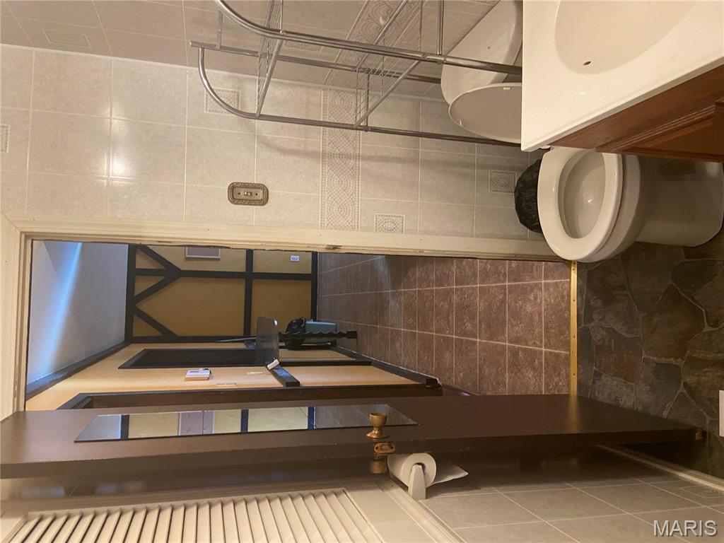 207 Primrose Lane Fairview Heights, IL 62208 - Photo 11 of 20