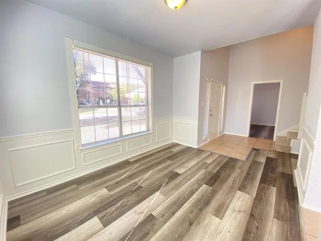 $2,495 | 4150 Briar Hill Drive, Grand Prairie, TX 75052