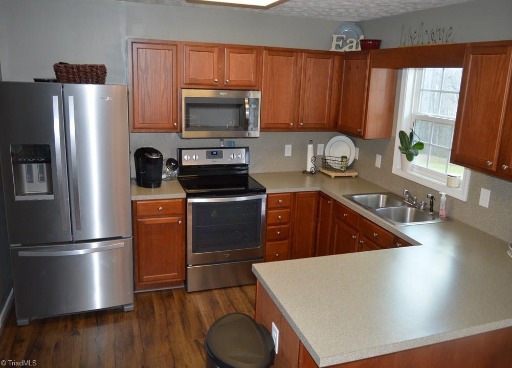 122 Page Farm Road Mount Airy, NC 27030 - Photo 2 of 22 Gallery Image 2
