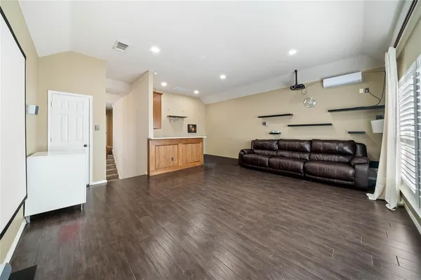 $3,750 | 9333 Fairmont Drive, Frisco, TX 75035