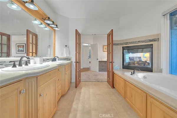 $1,325,000 | 27431 Alpen Drive, Lake Arrowhead, CA 92352