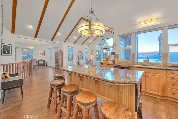 $1,325,000 | 27431 Alpen Drive, Lake Arrowhead, CA 92352