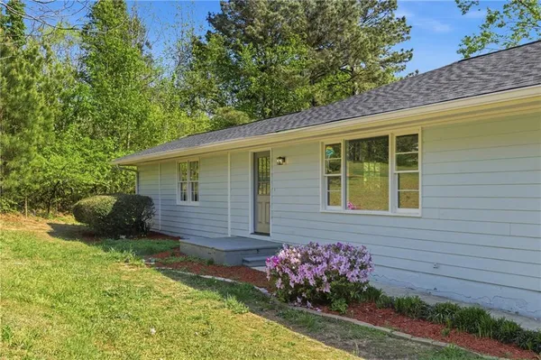 $325,000 | 21 Nebo Drive, Hiram, GA 30141