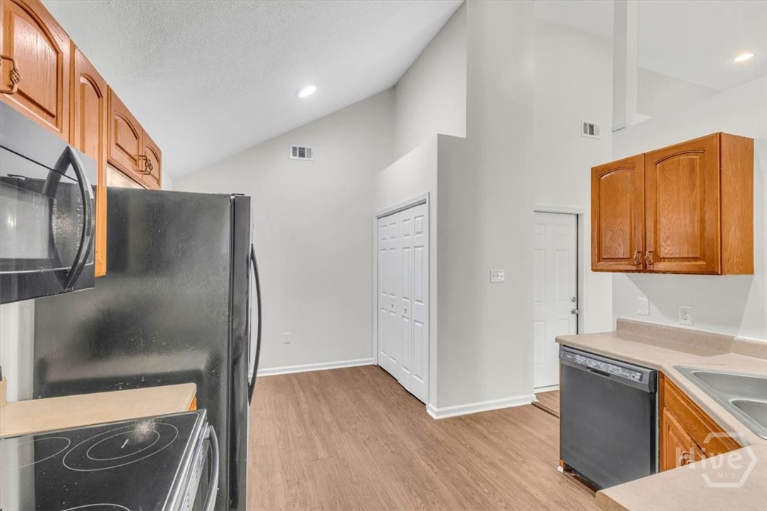 127 Parkview Road Savannah, GA 31419 - Photo 14 of 26 Gallery Image 14