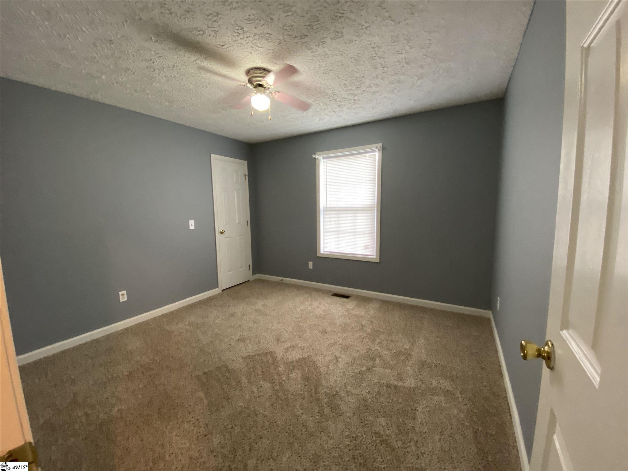 400 Rosemary Lane Fountain Inn, SC 29644 - Photo 7 of 12 Gallery Image 7