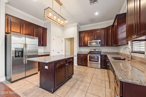 $239,500 | 304 Norman Drive, Lafayette, LA 70501