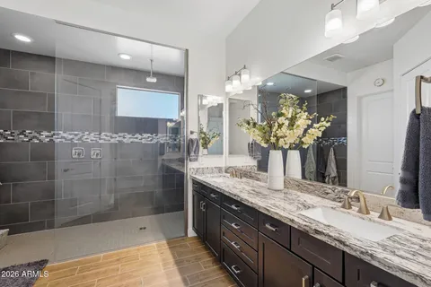 $1,095,000 | 3227 East Donald Drive, Phoenix, AZ 85050