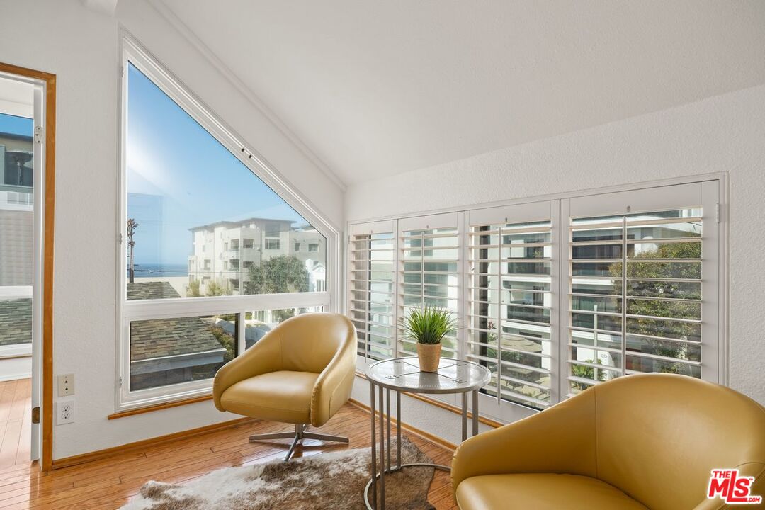 30 Quarterdeck Street, Unit 1 Marina del Rey, CA 90292 - Photo 24 of 37