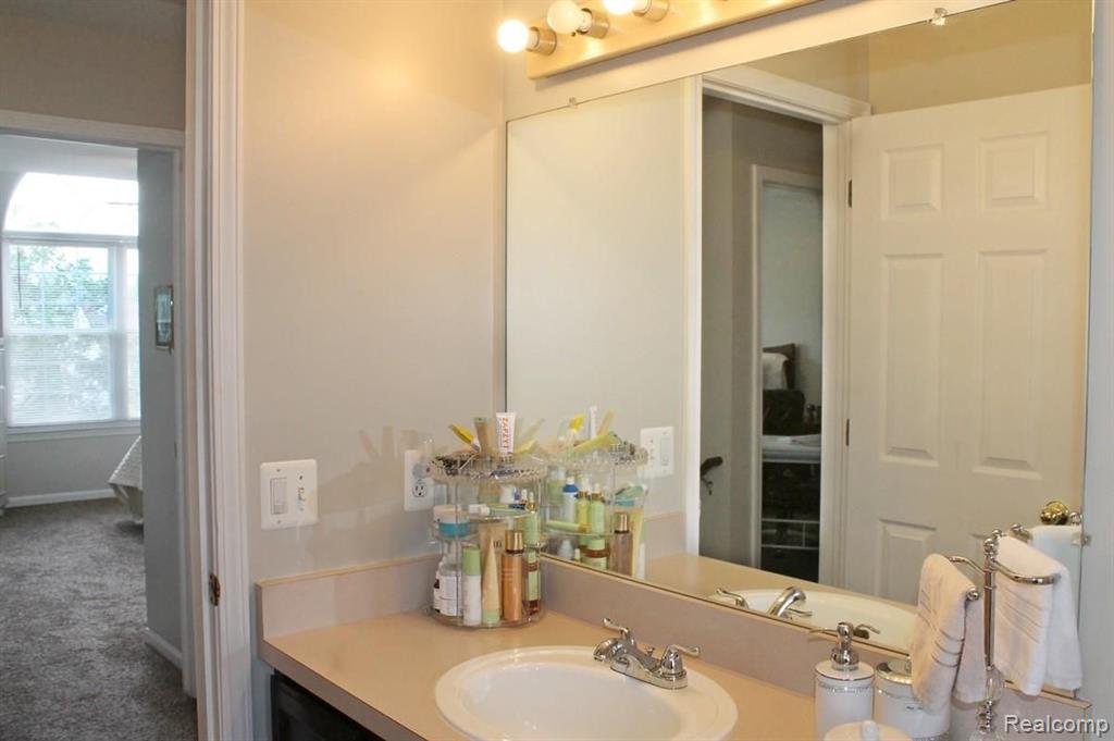 3381 Riverside Court Canton, MI 48188 - Photo 36 of 68