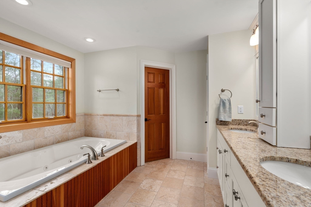 52 Twin Beech Road Carlisle, MA 01741 - Photo 18 of 36 Gallery Image 18