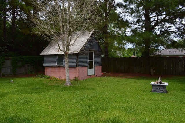 22 Magnolia Circle Foley, AL 36535 - Photo 2 of 18