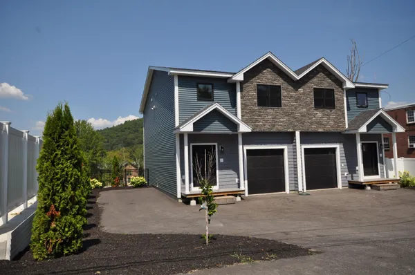 $3,450 | 40 Beech Street, Unit 40A, Bristol, NH 03222