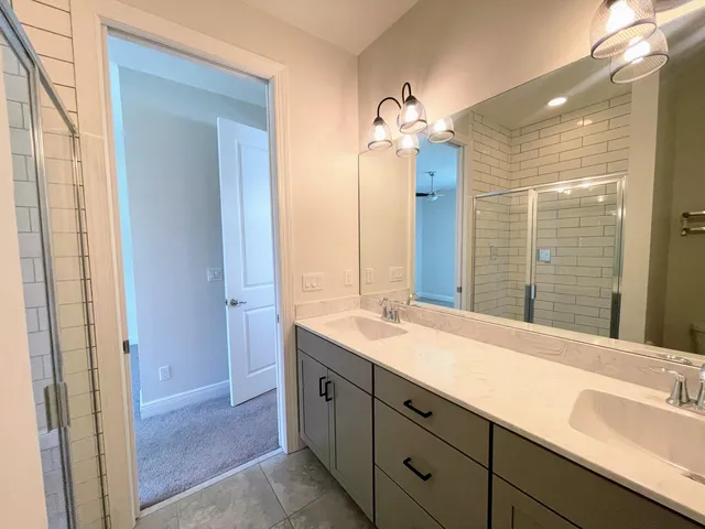 $2,600 | 4980 Southeast Railway Avenue, Stuart, FL 34997