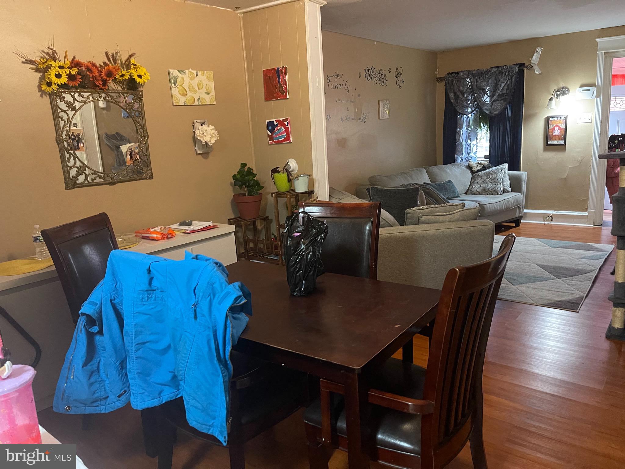 7212 Lamport Road Upper Darby, PA 19082 - Photo 7 of 13 Dining space