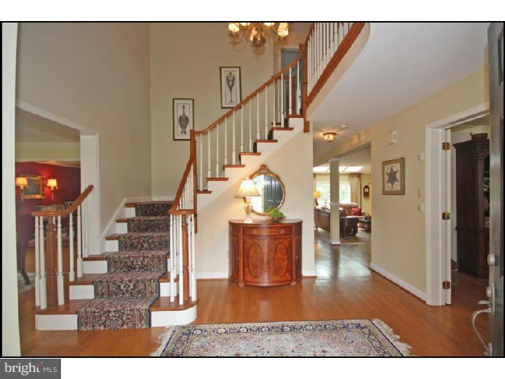 865 Springbank Lane Wayne, PA 19087 - Photo 2 of 25 Foyer